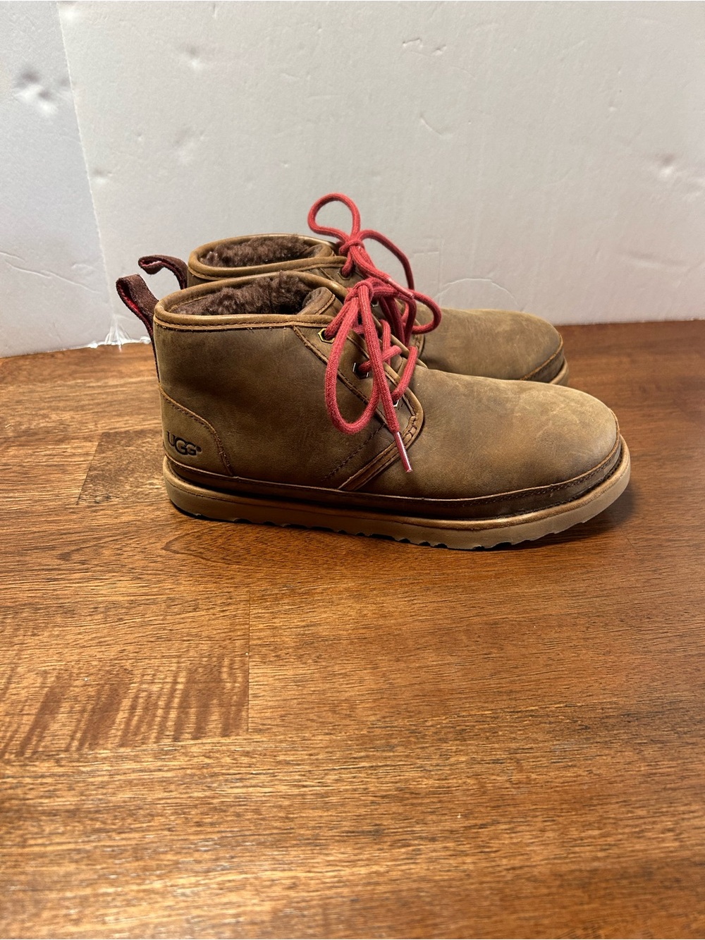 UGG Neumel Men’s 7 Boots 1017254
Waterproof Chukka Boot - Picture 4 of 9